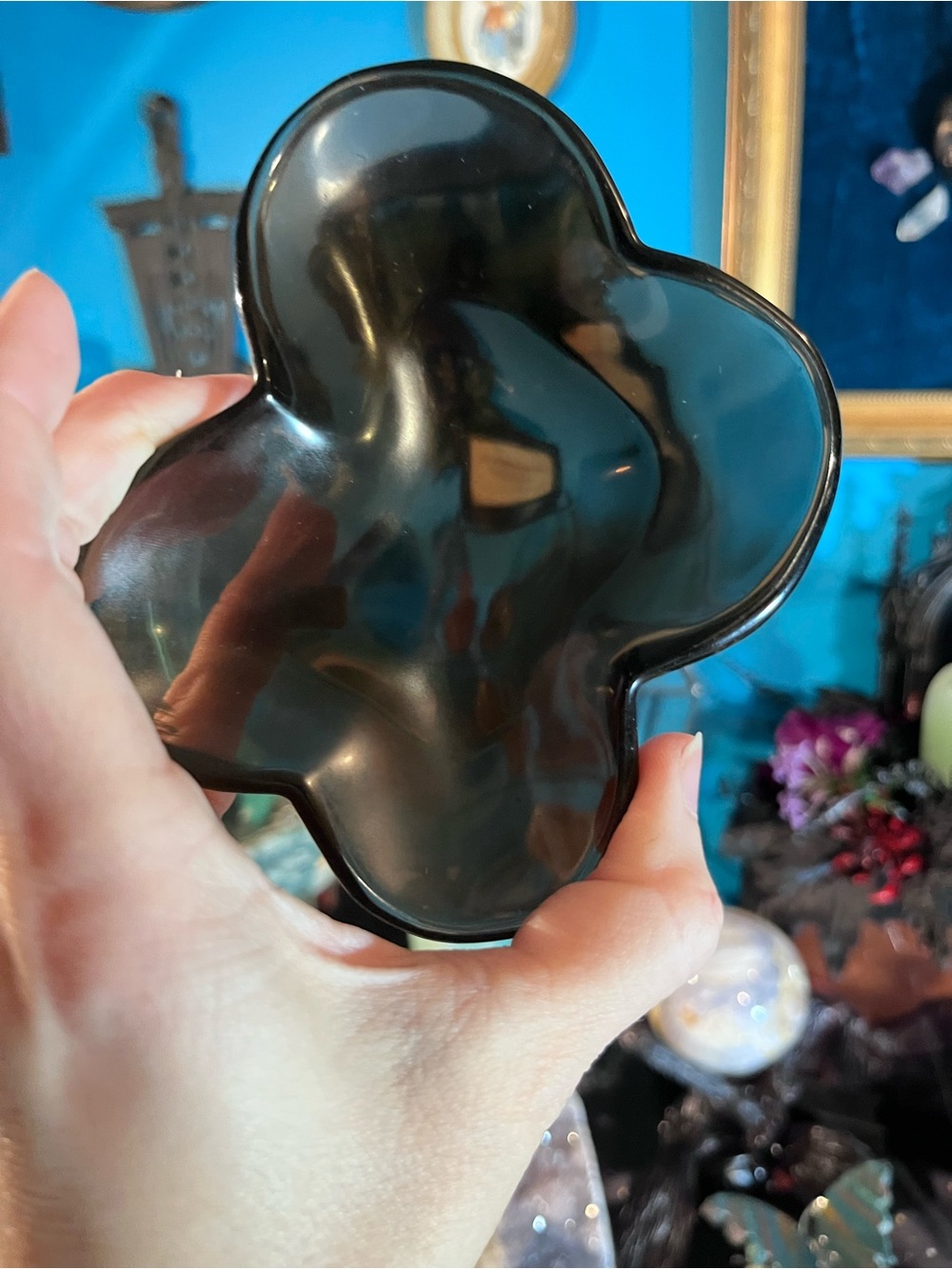 Obsidian bowl